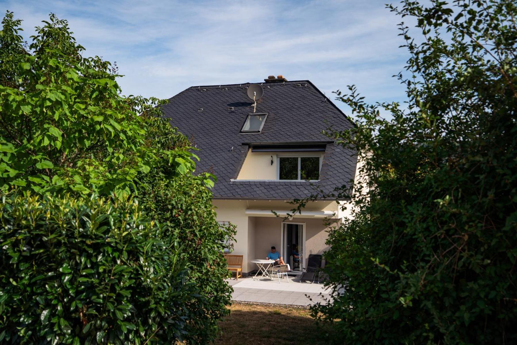 Ferienwohnung Feriendomizil&Weingut Roussel mit Restaurant La Bonne Adresse Bernkastel-Kues Exterior foto