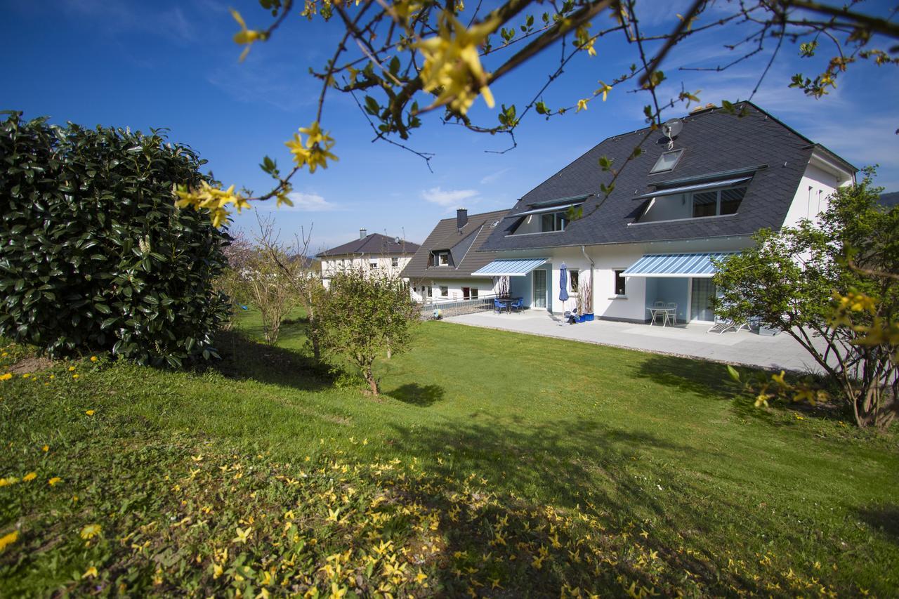 Ferienwohnung Feriendomizil&Weingut Roussel mit Restaurant La Bonne Adresse Bernkastel-Kues Exterior foto