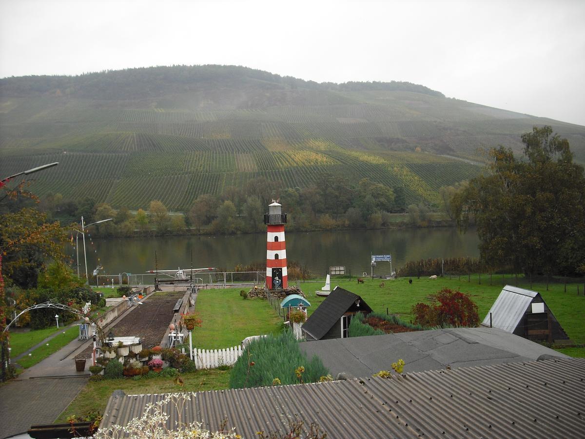 Ferienwohnung Feriendomizil&Weingut Roussel mit Restaurant La Bonne Adresse Bernkastel-Kues Exterior foto