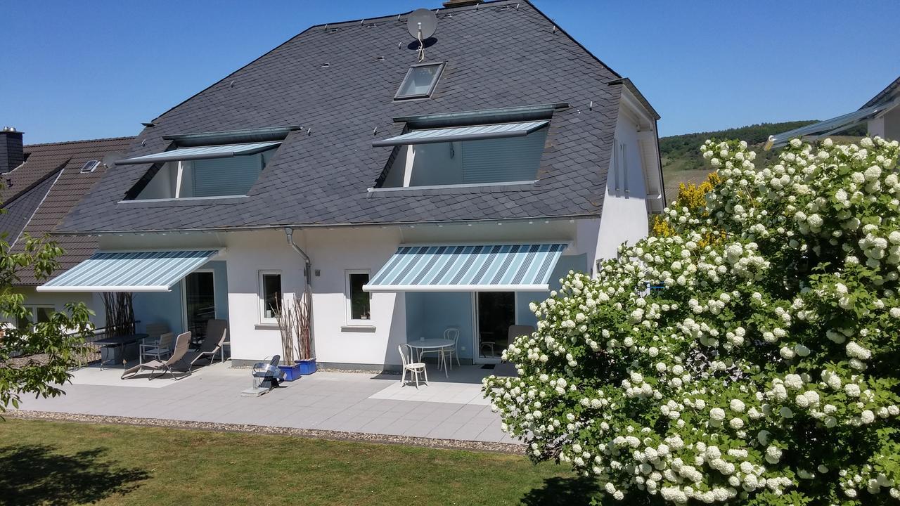 Ferienwohnung Feriendomizil&Weingut Roussel mit Restaurant La Bonne Adresse Bernkastel-Kues Exterior foto